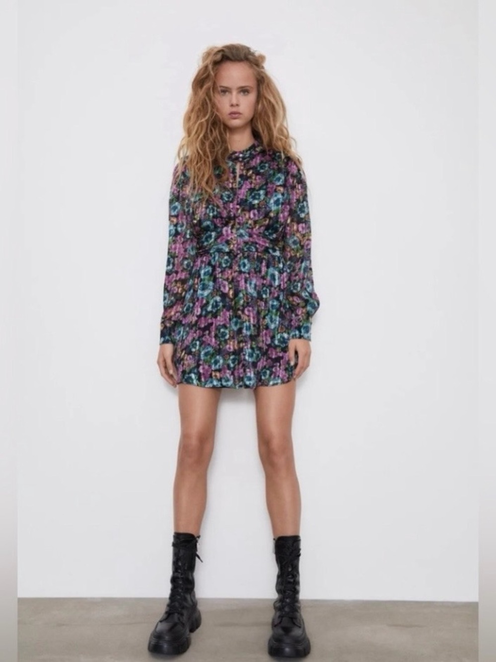 Zara Black Floral Metallic Thread Dress size small perfect condition!